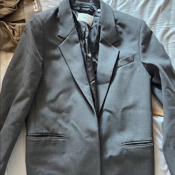 Aritzia Generation Blazer - Picture 1 of 1